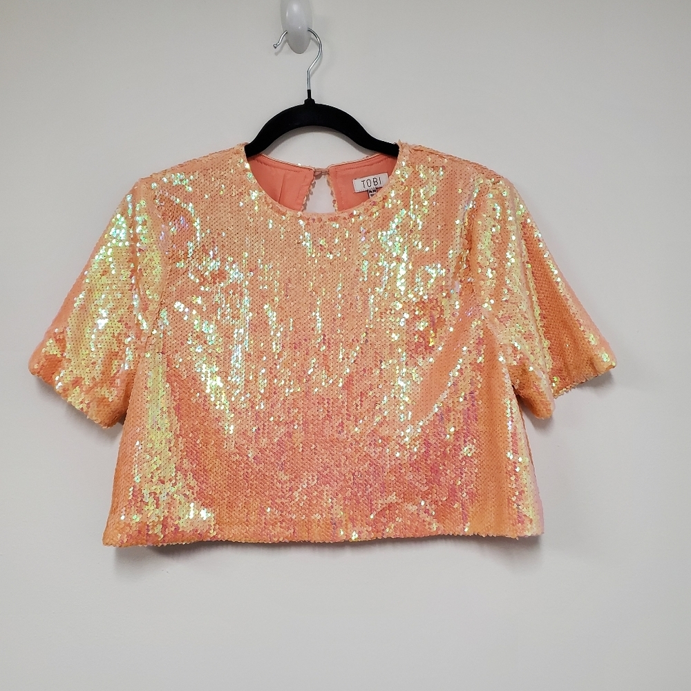 *LAST CHANCE* All Over Sequin Cropped Backless Top